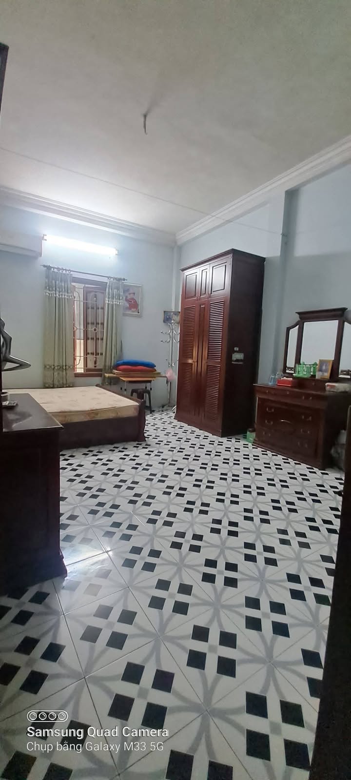 Nhà phố Hoàng Hoa Thám, Ba Đình 38m² giá 8 tỷ - Gần Lăng Bác, thoáng khí, sẵn sàng giao dịch!