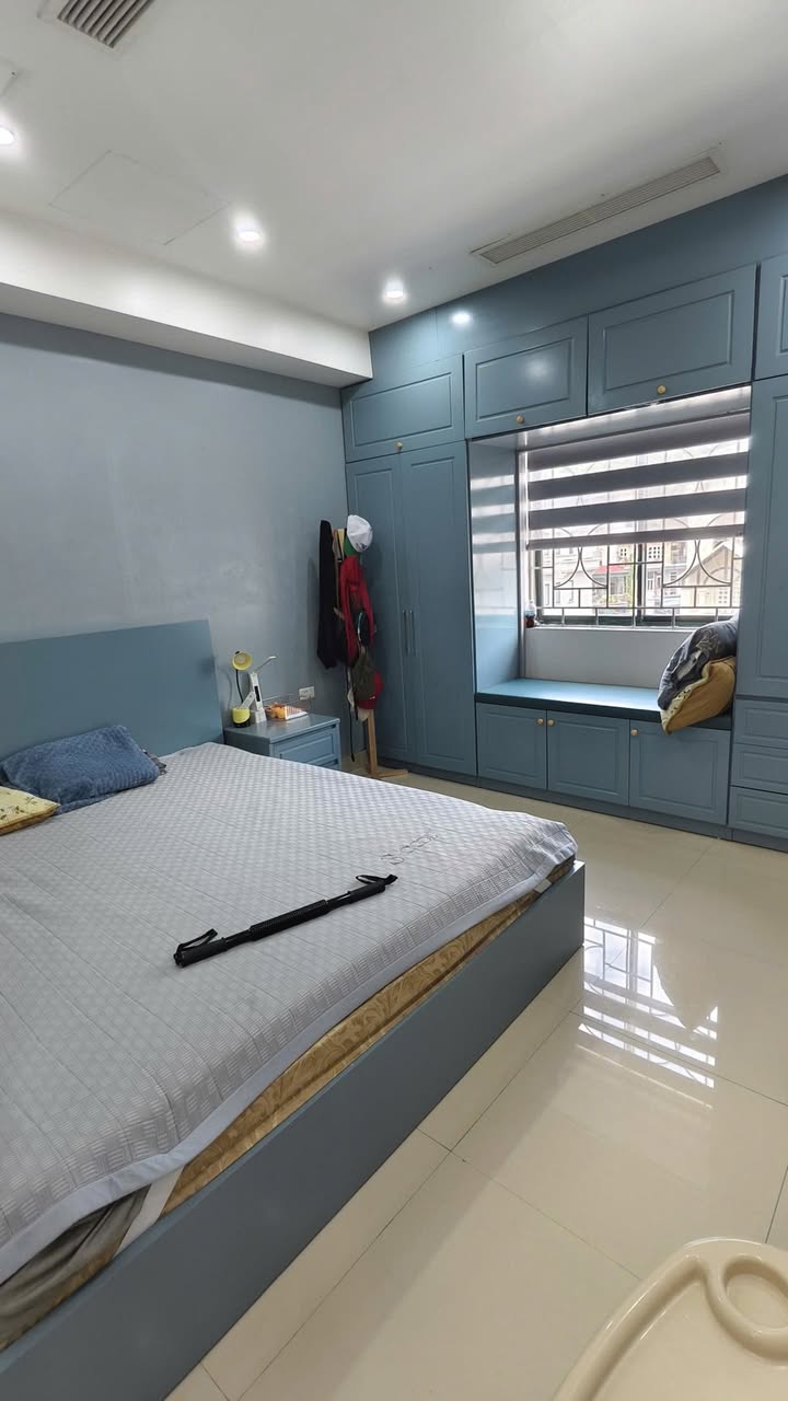 Căn hộ chung cư 25/4 Hồng Gai 103m² giá 2 tỷ - Full nội thất cao cấp!