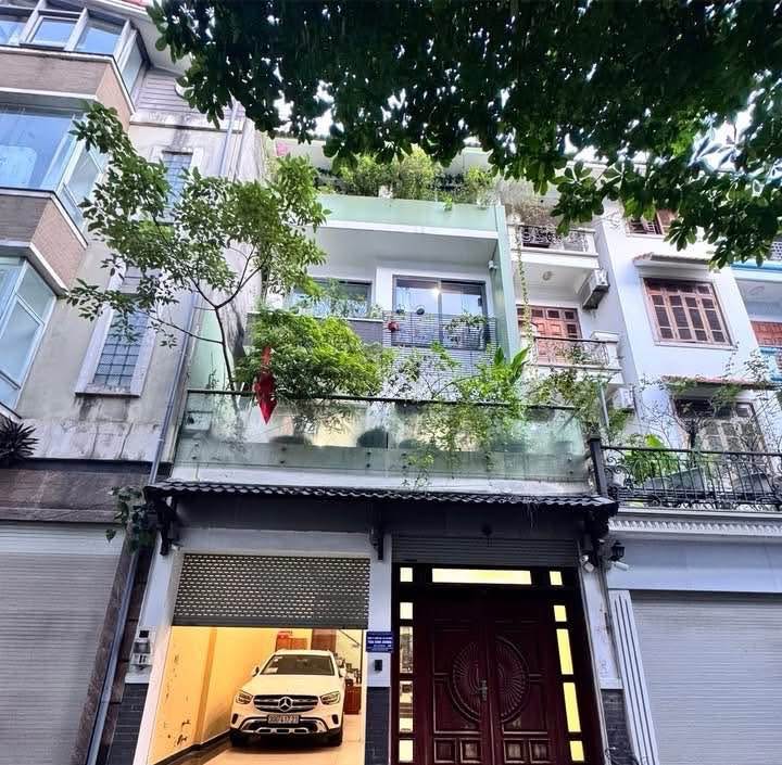 Nhà bán 5 tầng Lạc Long Quân Tây Hồ 120m² giá 2 tỷ - Đầu tư sinh lời!