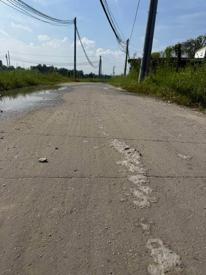 Đất nền Đức Hòa Long An 180m² giá 1.05 tỷ - Sổ hồng riêng, thuận tiện xây dựng!