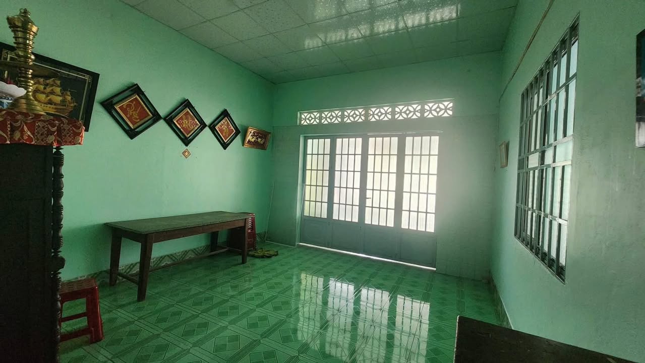 Nhà riêng Ấp 1B, An Thạnh, Bến Lức, Long An 234m² giá 3 tỷ - Nhà mới đẹp, kiên cố!