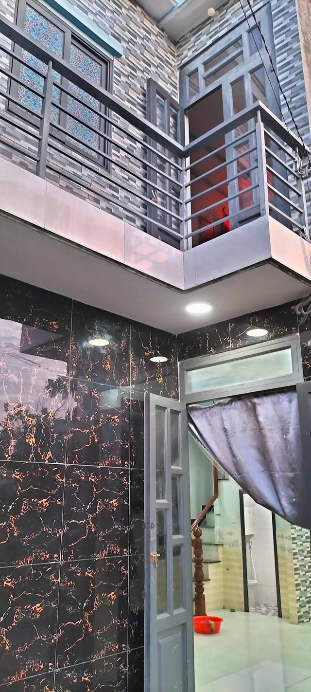 Nhà cho thuê tại Dĩ An 60m² giá 3.4 triệu - Không gian thoáng mát, chính chủ!