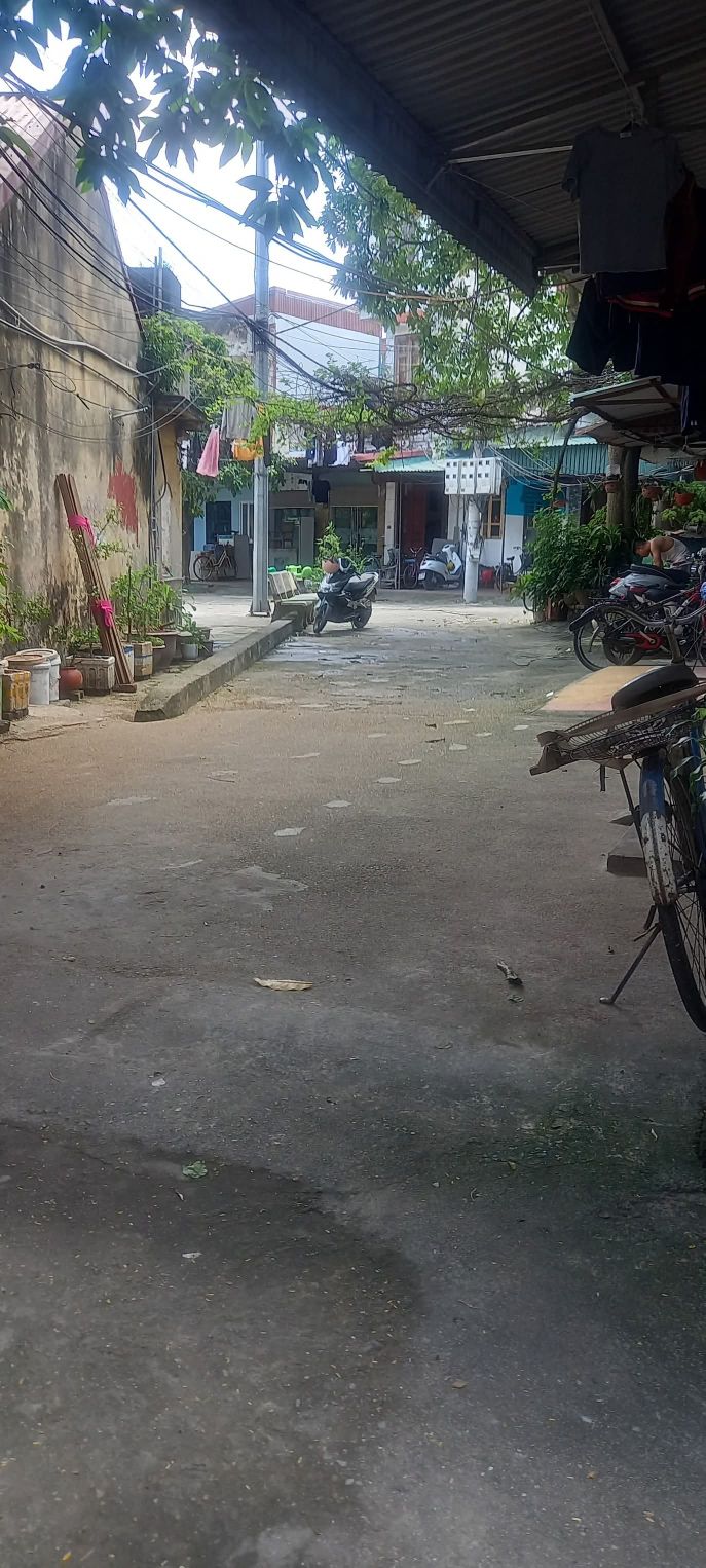 Nhà 2 tầng Gia Lâm 38m² giá 2.8 tỷ - Sổ đỏ chính chủ!