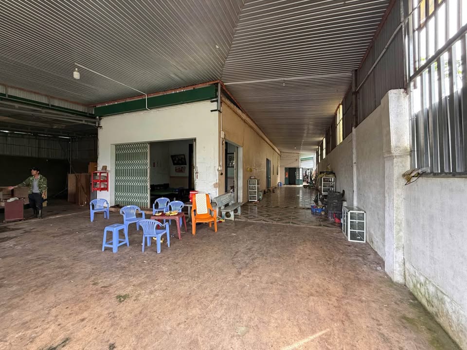 Nhà mặt tiền Phùng Hưng, Bảo Lộc 375m² giá 3.5 tỷ - Cơ hội đầu tư tuyệt vời!