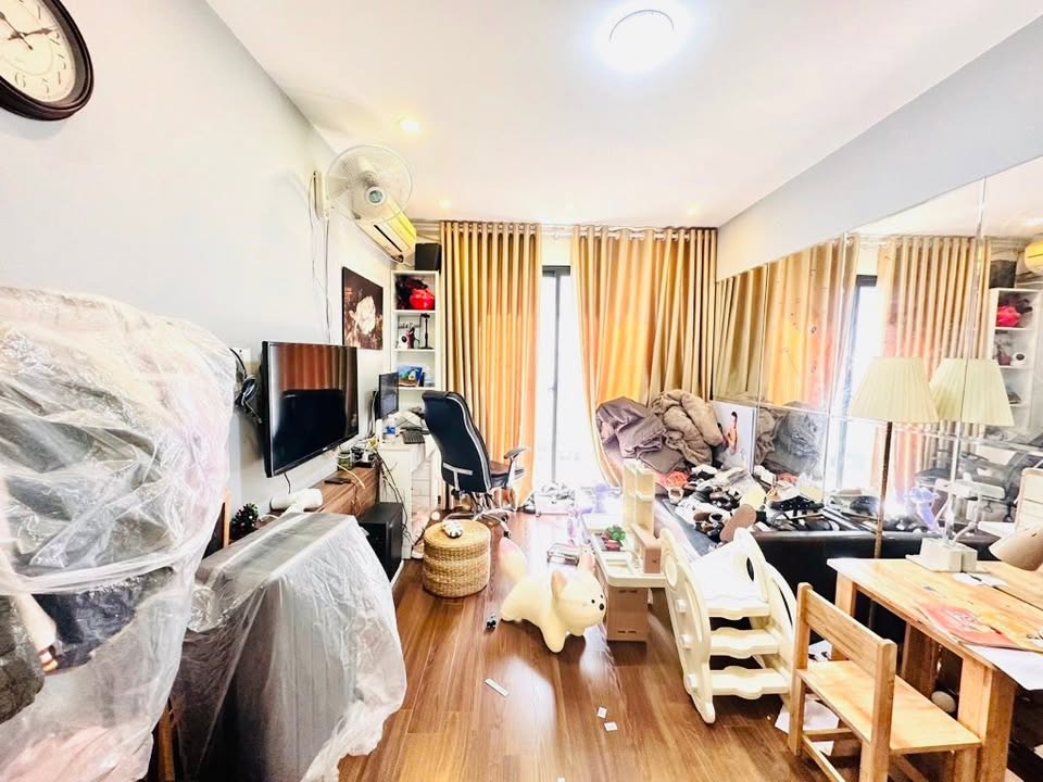 Nhà riêng Chính Kinh Thanh Xuân 30m² - Nội thất gỗ cao cấp, giá thỏa thuận!