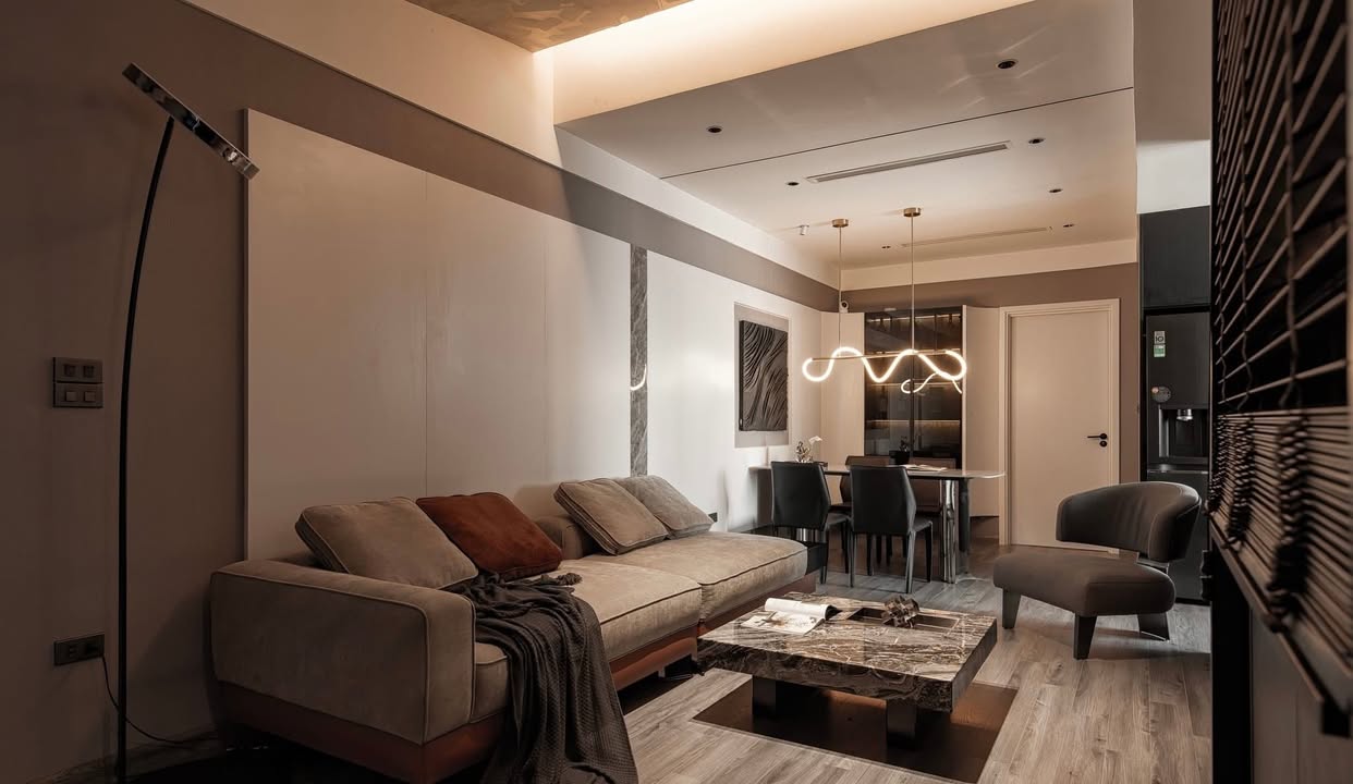 Căn hộ Royal City Thanh Xuân 95m² giá 14 triệu - Full nội thất sang trọng!