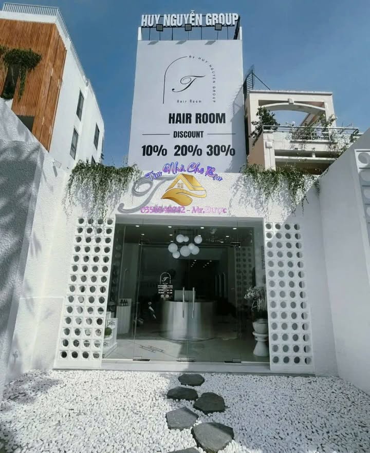 Nhà mới góc Trưng Bày Nơ Trang Long 60m² - Vị trí vàng đối diện Cao Đẳng Dược Sài Gòn!