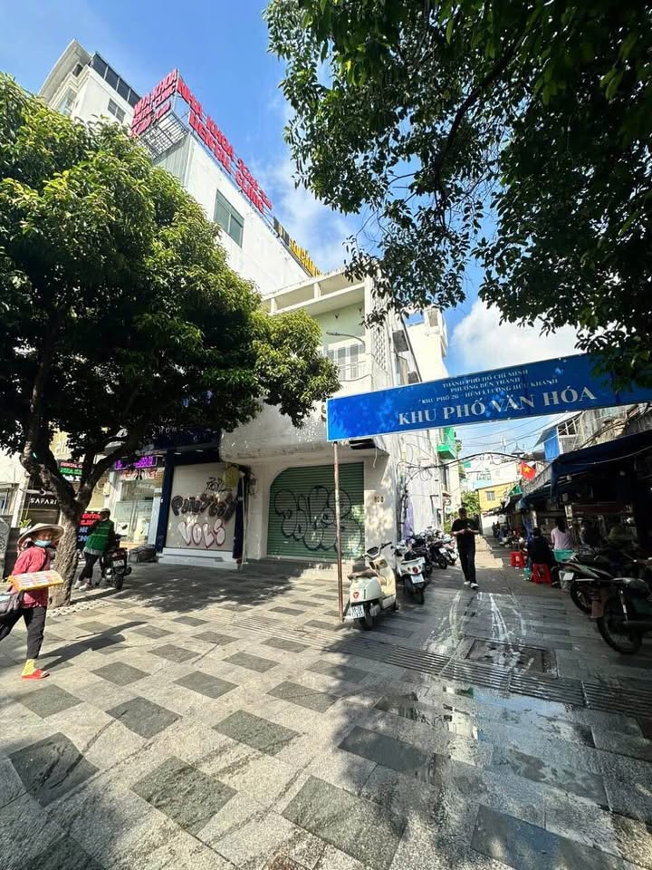 Cho thuê mặt bằng đẹp tại phố thời trang Nguyễn Trãi, quận 1 - Diện tích 50m², giá chỉ 50 triệu/tháng!