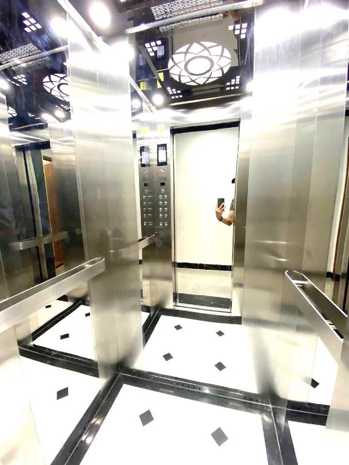 Nhà 5 tầng Vương Thừa Vũ 36m² giá 1.1 tỷ - Kinh doanh sầm uất!