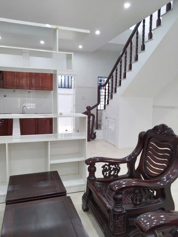 Nhà cho thuê KDT Phú Cường Rạch Giá 2PN giá 6 triệu - Gần công viên và trường học!