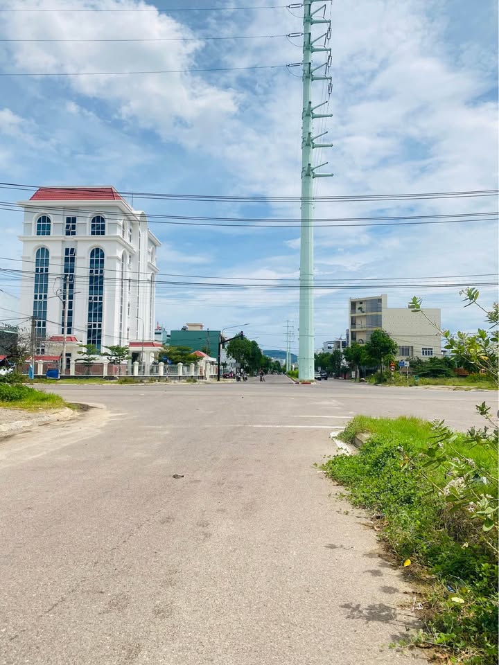 Đất mặt tiền Nguyễn Mân, Quy Nhơn 114m² giá 4.6 tỷ - Đầu tư sinh lời ngay!