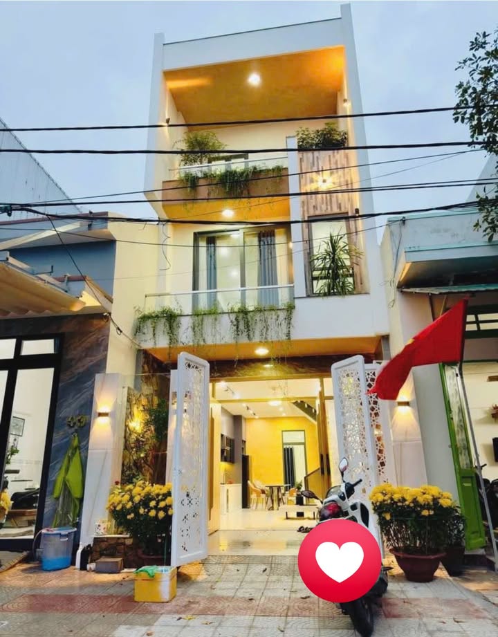 Nhà mặt tiền Hoà Minh, 75m² giá 7 tỷ - Đón sóng đầu tư Tây Bắc Đà Nẵng!