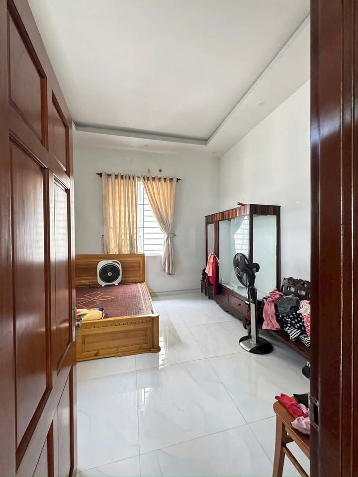 Nhà mái thái 262m² Bà Rịa - 4.8 tỷ - Đường ô tô vào thoải mái!