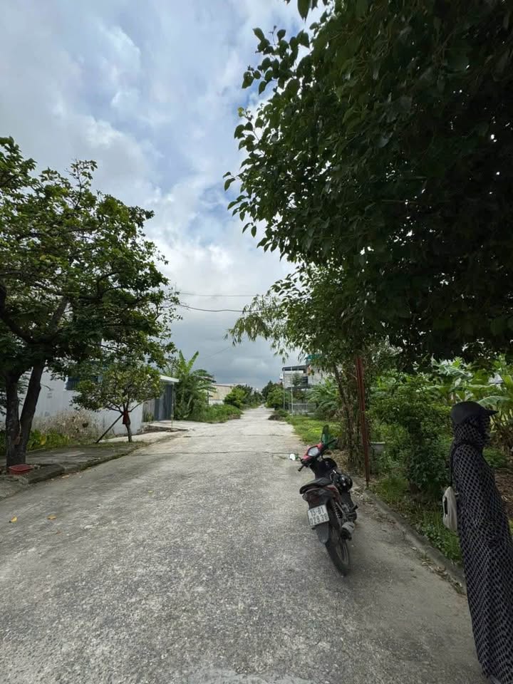 Chung cư Lê Lác An Hồng 100m² giá 2.7 tỷ - Nơi an cư lý tưởng với tiện ích đầy đủ!