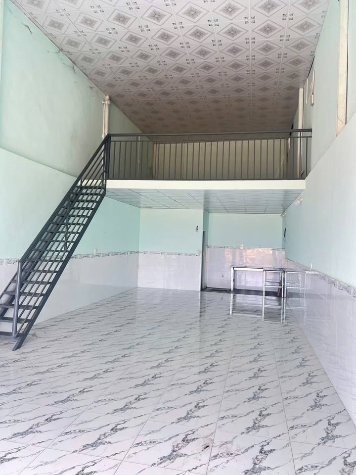 Nhà cho thuê tại Bình Chuẩn, 100m² giá chỉ 4 triệu - Kinh doanh và sinh sống lý tưởng!