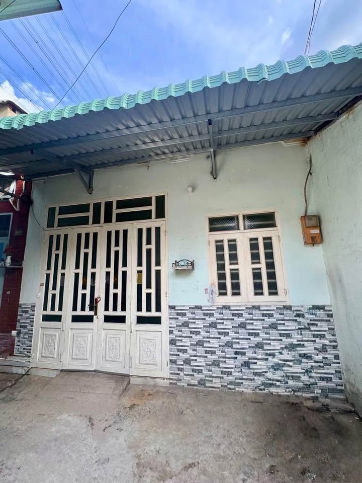 Nhà C4 gác lửng 45m² Đặng Thúc Vịnh 2.45 tỷ - Giảm ngay 100 triệu!