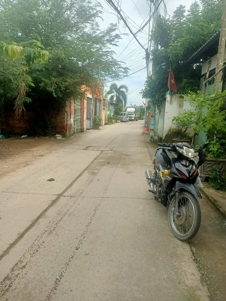 Đất sổ đỏ riêng 280m² mặt tiền đường 6B, xã Tân Vĩnh Lộc - Giá chỉ 4.2 tỷ!