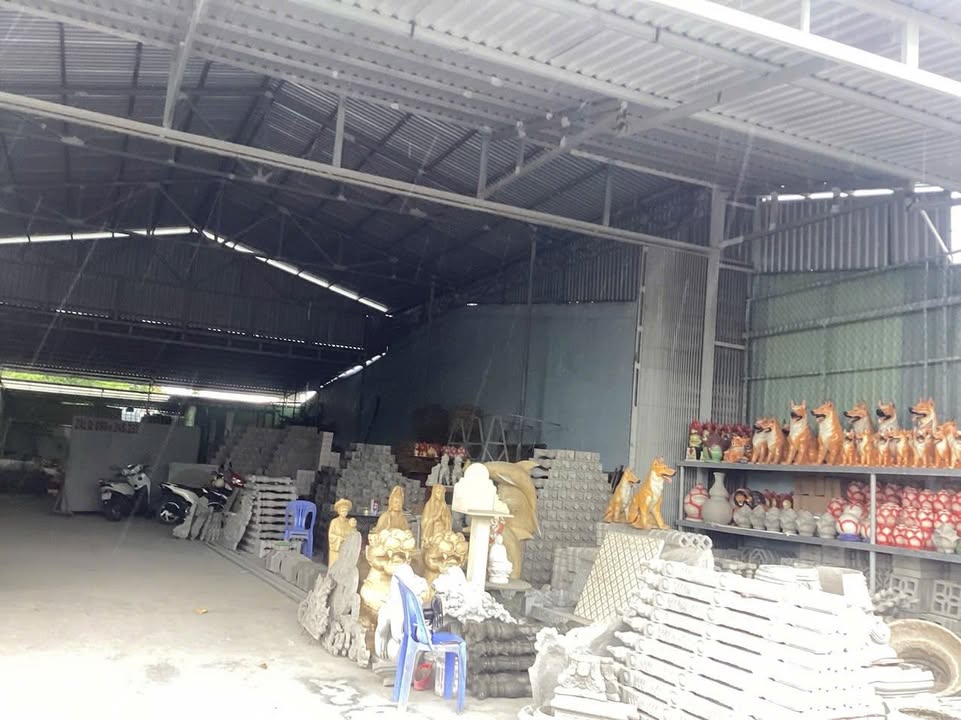 Xưởng điêu khắc mặt tiền QL1A, phường 5, TX. Cai Lậy 599m² giá 5.5 tỷ - Đầu tư sinh lời ngay!