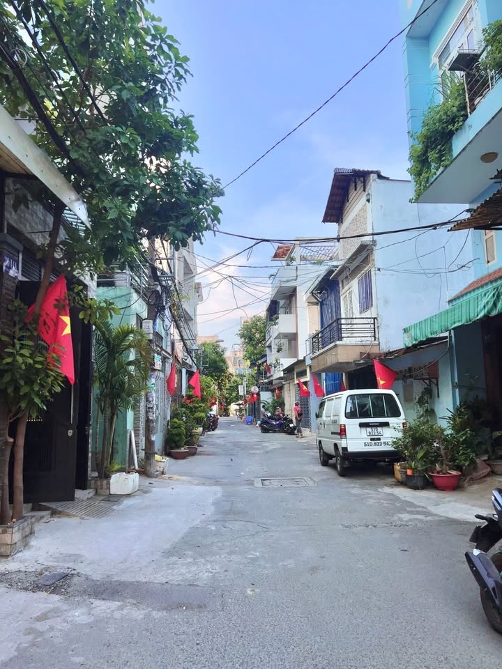 Nhà phố Huỳnh Thiện Lộc, Tân Phú 64m² giá 7.x tỷ - Hẻm xe tải tránh thoải mái!