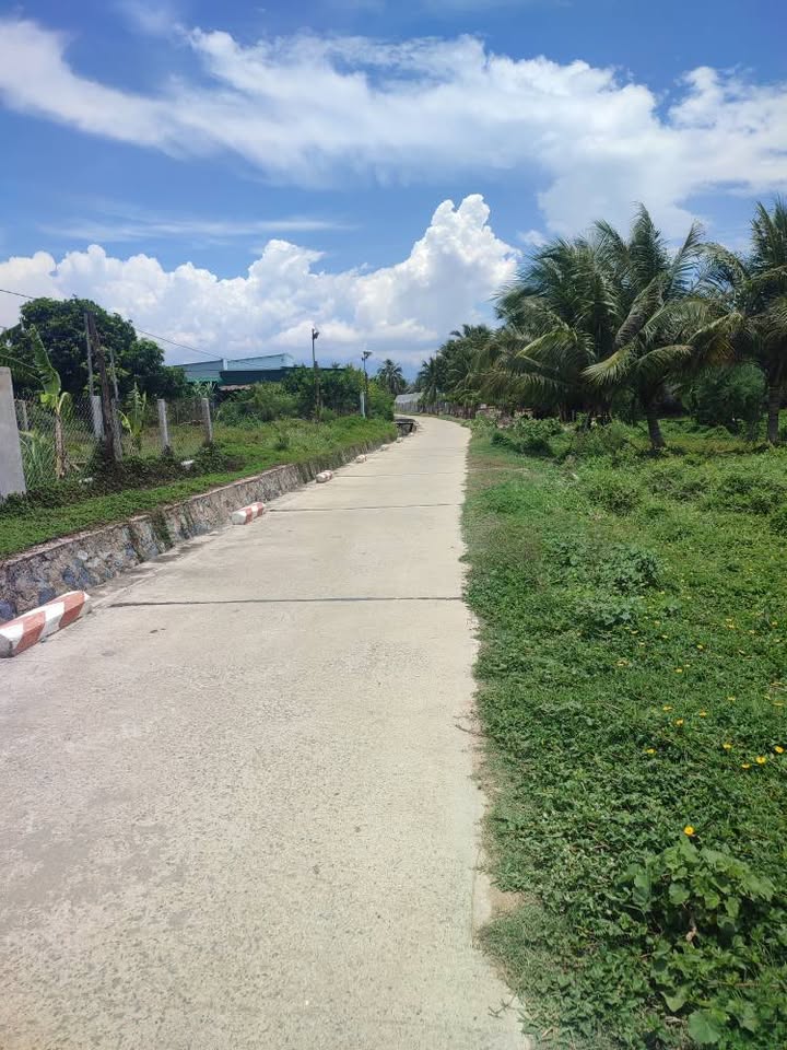 Đất nền phường Văn Hải 450m² giá 1.25 tỷ - Nhanh tay sở hữu!