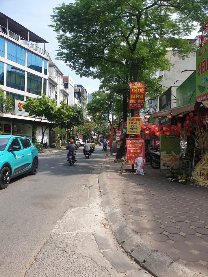 Nhà phố Trung Kính Cầu Giấy 75m² giá 19.7 tỷ - Lô góc thoáng đãng sẵn sàng ở ngay!