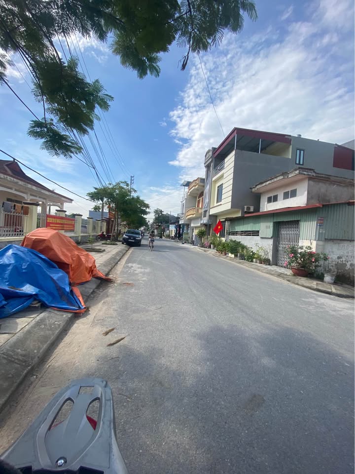 Bán nhà đẹp tại Hưng Đạo, Dương Kinh 48m² giá 2.5 tỷ - Ô tô đỗ tận cửa!