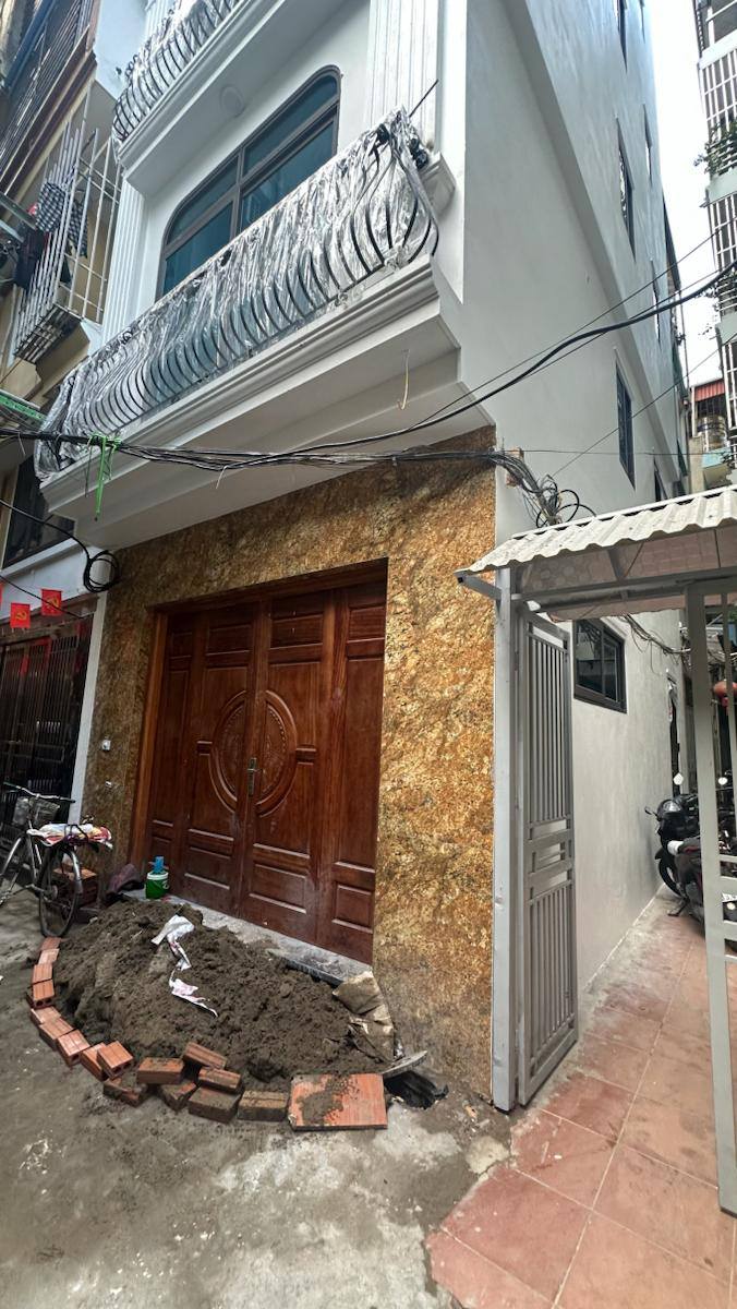 Nhà đẹp Xuân Đỉnh 37m² giá 10.8 tỷ - Thang máy, ô tô vào gần