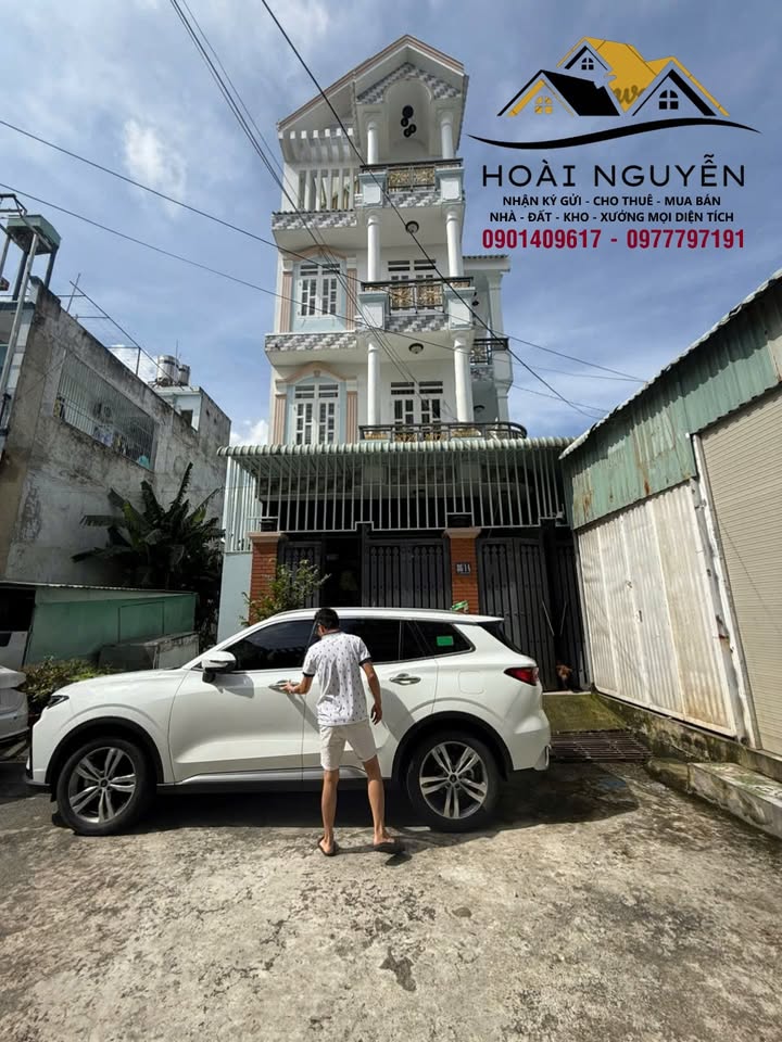 Villa Khu Dân Cư Đại Hải Hóc Môn 98m² giá 5.9 tỷ - Đẳng cấp và sang trọng!