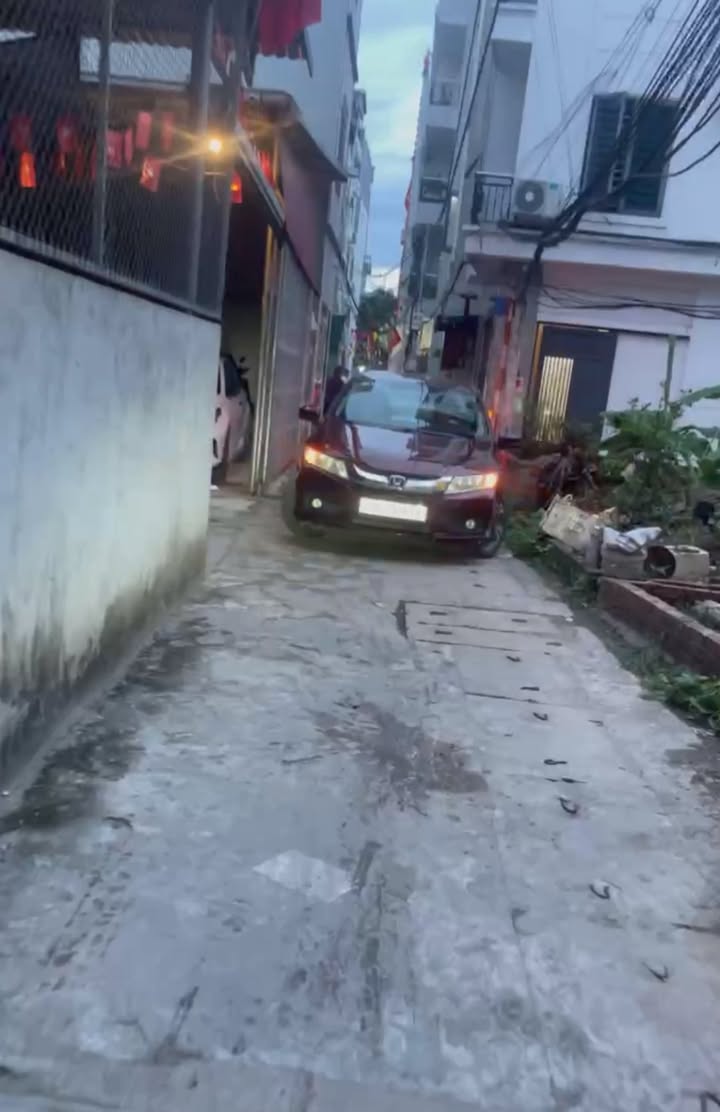 Đất thổ cư tổ 15 Yên Nghĩa 61m² giá chỉ 4 tỷ - Sổ đỏ chính chủ!