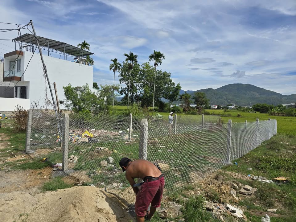 Đất thổ cư Tây Nha Trang 111m² giá 2.35 tỷ - Vị trí đẹp gần trung tâm!