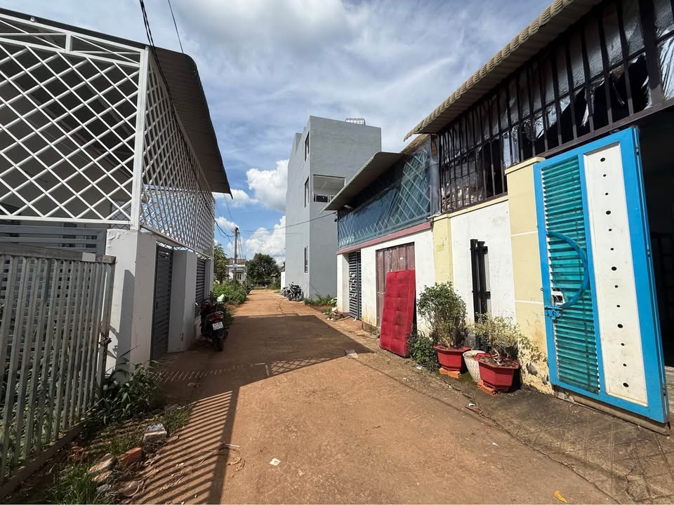 Nhà cấp 4 Hẻm 473 Y Moan, Buôn Ma Thuột 132m² giá 1.95 tỷ - Chính chủ bán gấp!