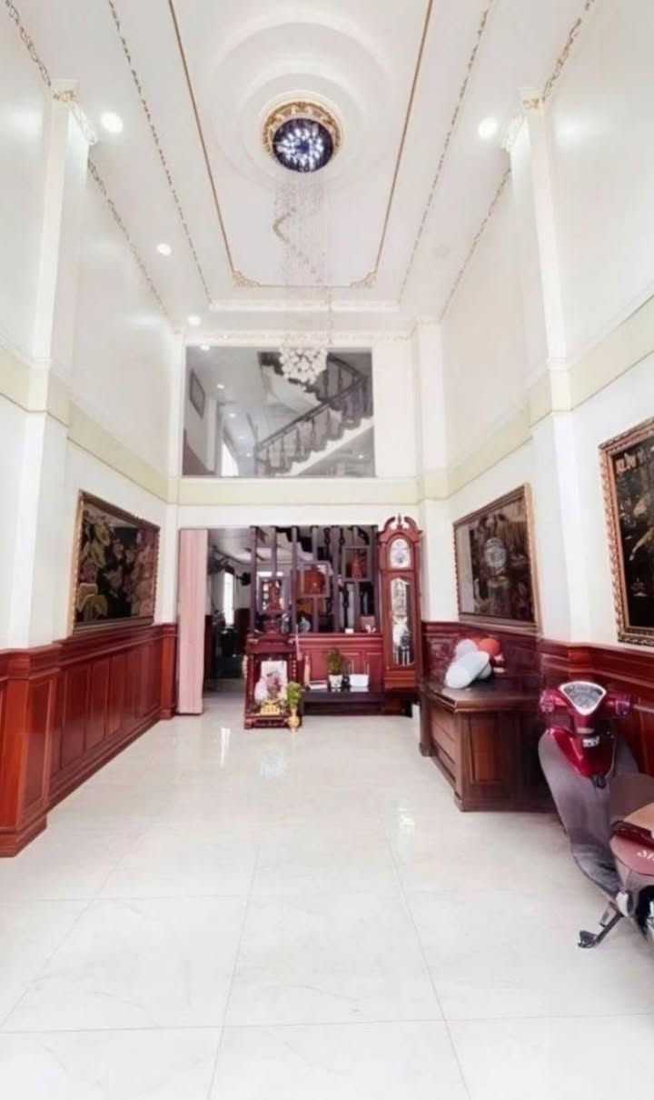 Căn góc mặt tiền kinh doanh Tỉnh Lộ 10 72m² giá 12.3 tỷ - Đầu tư sinh lời ngay!