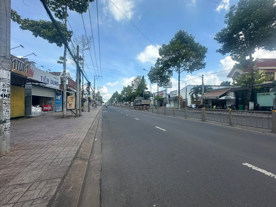 Đất nền mặt tiền đường Hồ Thị Hương 200m² giá thỏa thuận - Kinh doanh sầm uất!