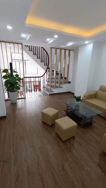 Nhà cho thuê tại Yên Nghĩa, Hà Đông 32.5m² - Nhà mới, nội thất đầy đủ!