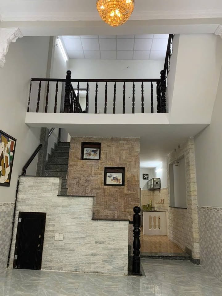 Nhà nguyên căn cho thuê tại Quận 7 - Diện tích 52m², giá 11 triệu/tháng - Nội thất cơ bản đầy đủ!