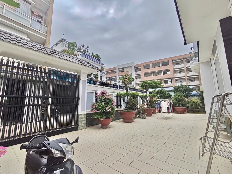 Nhà Biệt Thự Máy Thái, Bửu Long, 417m² giá 11.5 tỷ - Sổ riêng, ô tô vào tận cửa!