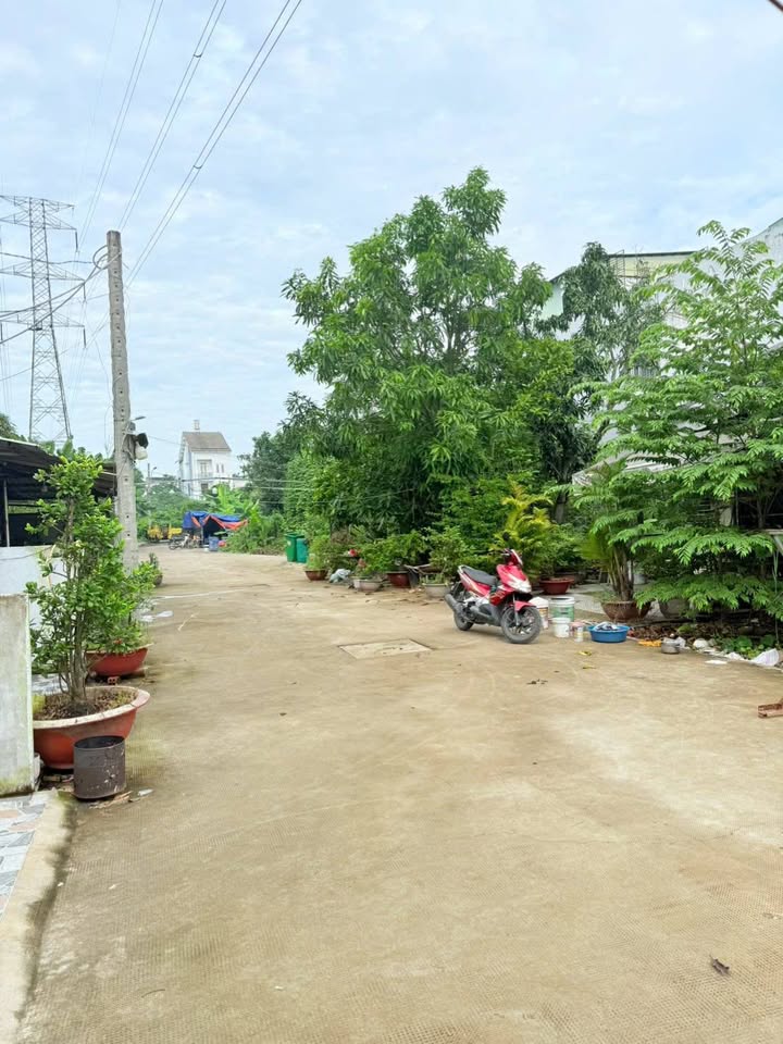 Lô đất Lê Văn Lương 500m² giá 13 tỷ - Sổ hồng chính chủ, xây biệt thự nghỉ dưỡng!