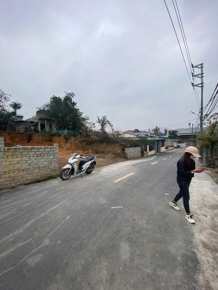 Đất nền Vàng Danh Uông Bí 116m² giá chỉ 520 triệu - Mặt tiền rộng rãi!