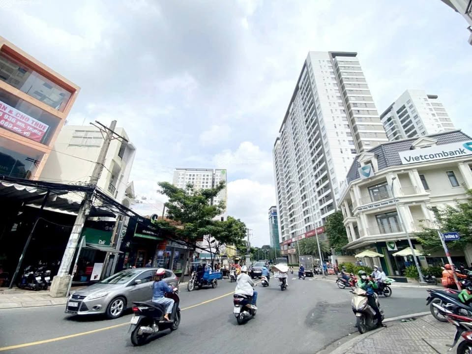 Bán nhà mặt tiền đường Phổ Quang, Phú Nhuận 69m² giá 20 tỷ - Kinh doanh sầm uất!