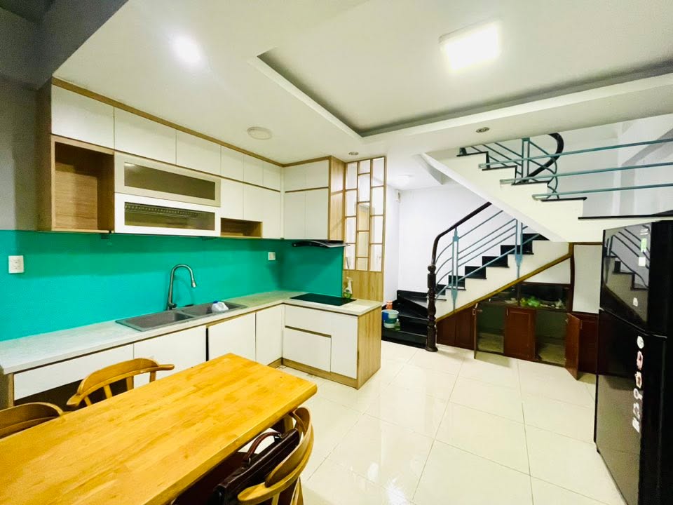 Nhà Kỳ Đồng Quận 3 40m² giá thỏa thuận - Nội thất cơ bản tặng kèm!