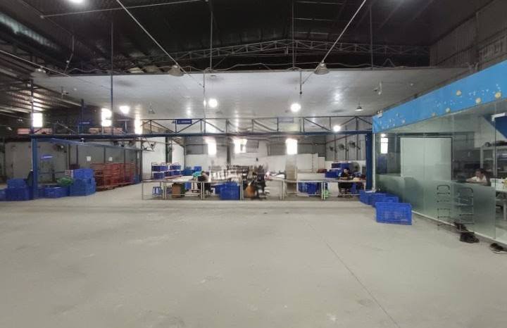 Kho xưởng cho thuê tại Đông Ngạc, Bắc Từ Liêm, 1800m² - An ninh 24/24, phù hợp mọi nhu cầu