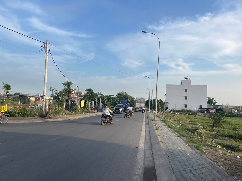 Đất nền mặt tiền đường Bùi Văn Thủ 1000m² giá 20 tỷ - Đầu tư sinh lời cao!