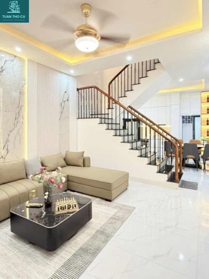 Nhà đẹp Trương Định 50m² giá nhỉnh 10 tỷ - Đầu tư sinh lời bền vững!