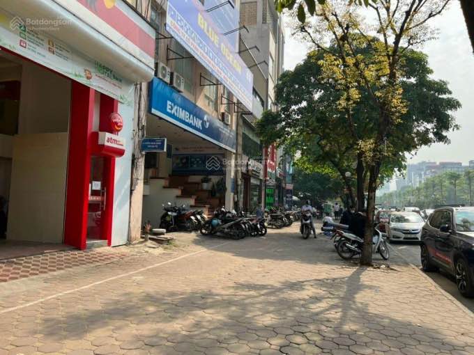 Đất mặt phố Cầu Giấy 180m² giá 80-90 tỷ - Đầu tư kinh doanh siêu lợi nhuận!