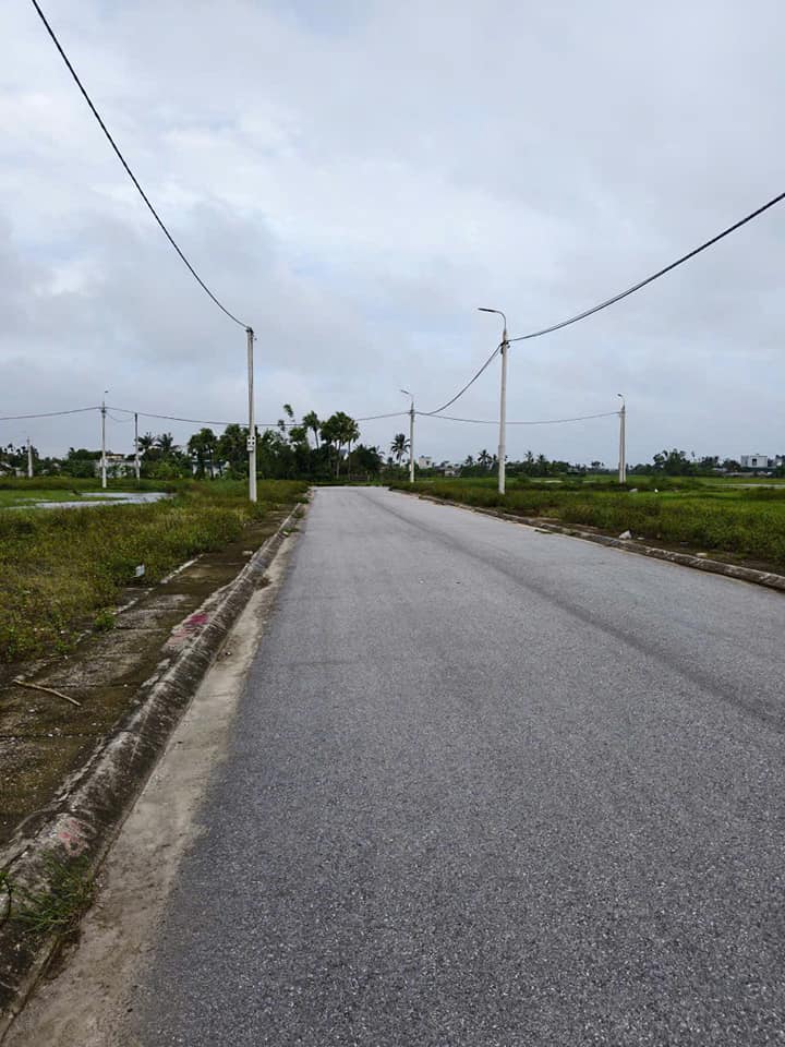 Đất nền xã Quảng Nhân 125m² giá 700 triệu - Sổ đỏ chính chủ, đầu tư sinh lời!