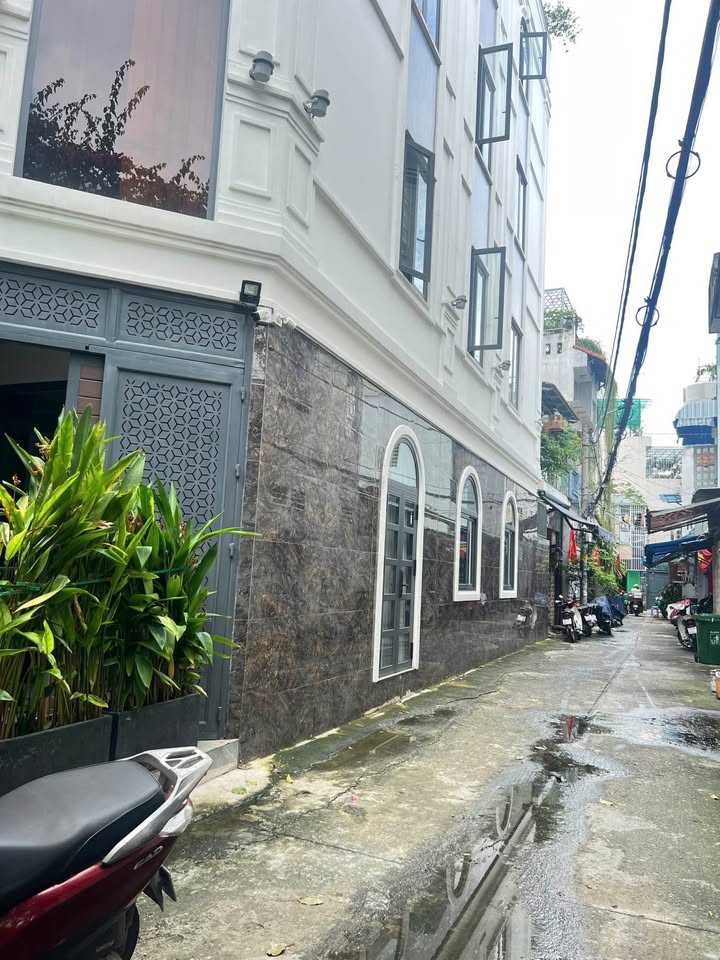 Nhà 3 lầu mặt tiền đường Phùng Chí Kiên, Tân Phú 68m² - Giảm ngay gần 2 tỷ!