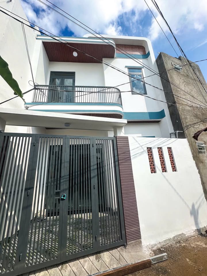 Nhà 1 Trệt 1 Lầu Tại Tân Vạn, Biên Hòa, 60m² Giá 2.5 Tỷ - Sổ Hồng Riêng Chính Chủ!