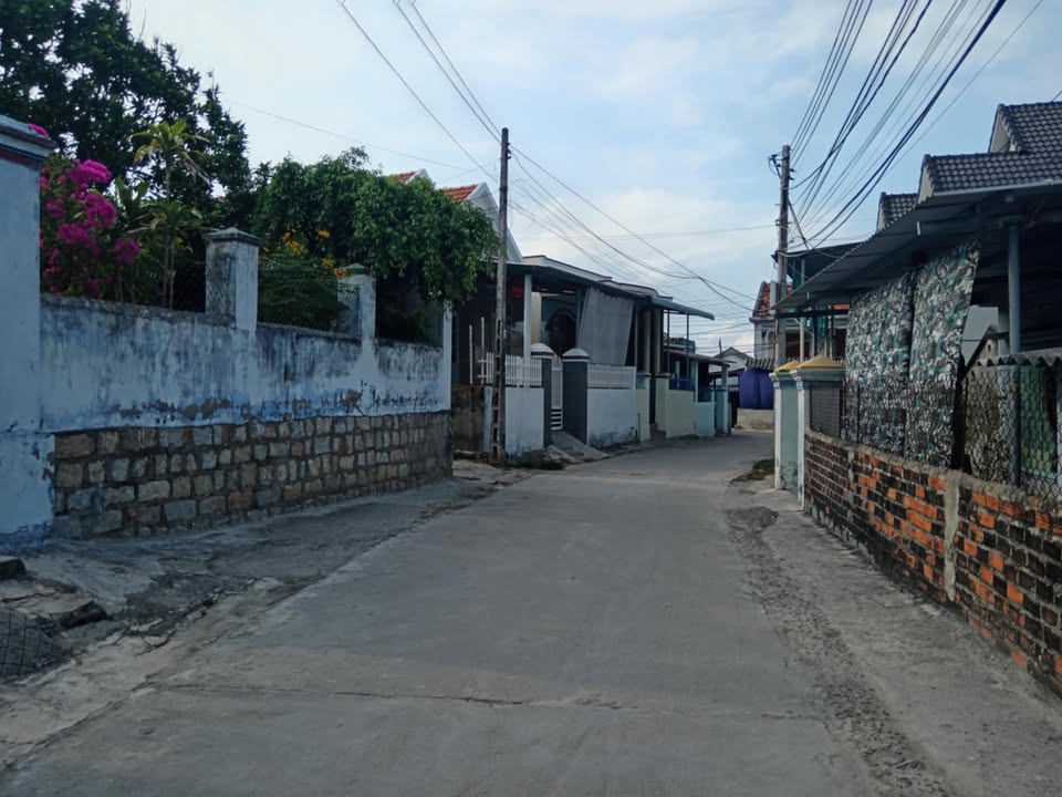 Nhà cấp 4 đường Bá Hà 2, phường Đông Ninh Hòa 306m² - Giá ngộp, chính chủ cần bán gấp!