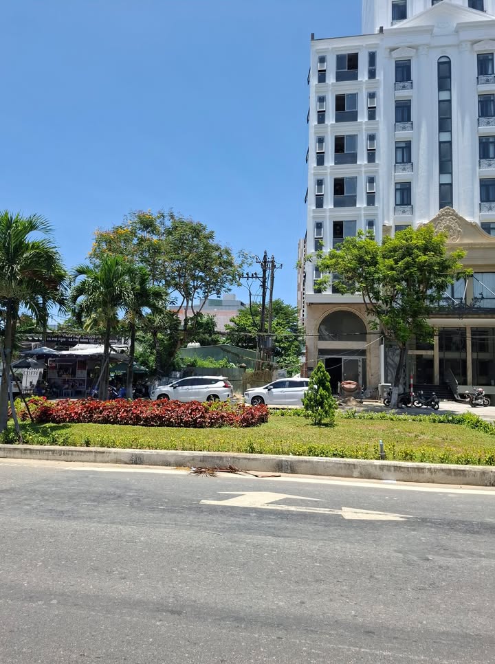 Đất mặt tiền đường Mân Quang 11, quận Sơn Trà, 100m² giá chỉ 6.2 tỷ - Nhận ngay cơ hội đầu tư!