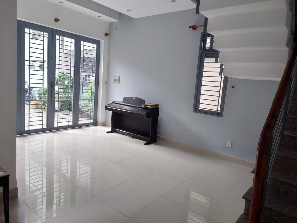 Nhà phố Hoàng Diệu Phú Nhuận 46m² giá 11.4 tỷ - Thiết kế hiện đại, tiện nghi đầy đủ!